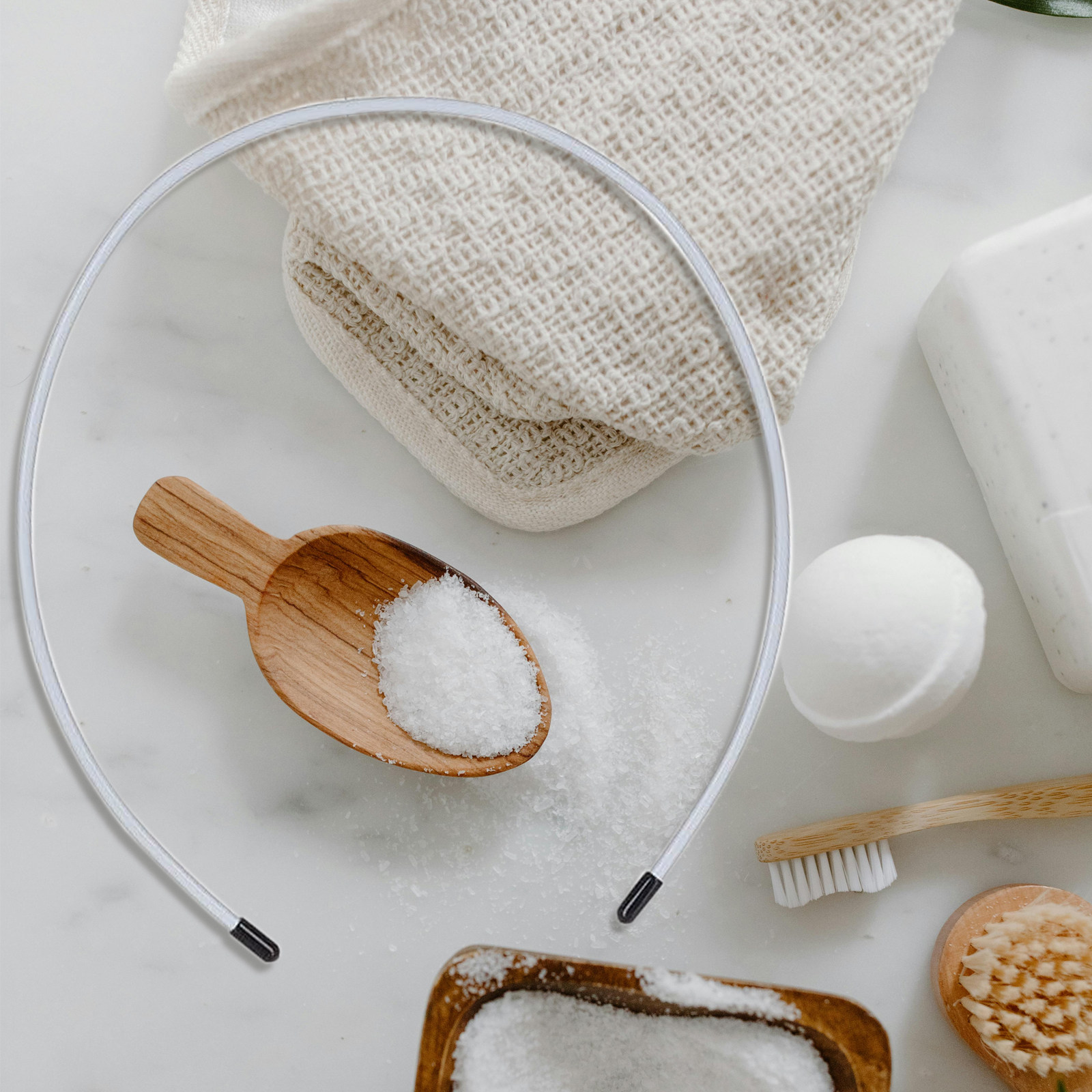 قطعتان من أدوات تعليق الصابون  - مراجعة Soap Making Process وسعره